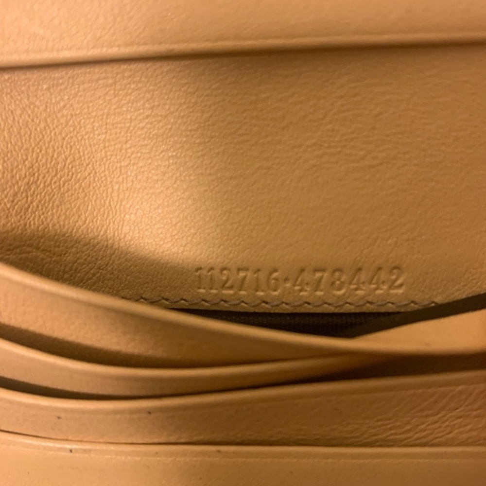 Gucci Monogram Wallet - Picture 7 of 10